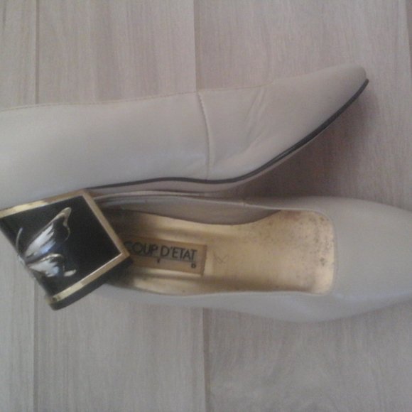 Coup D'Etat Bone Beige Firefly Mid Heel Square Toe Pump   Size 7.5 M  Make Offer - Picture 1 of 8